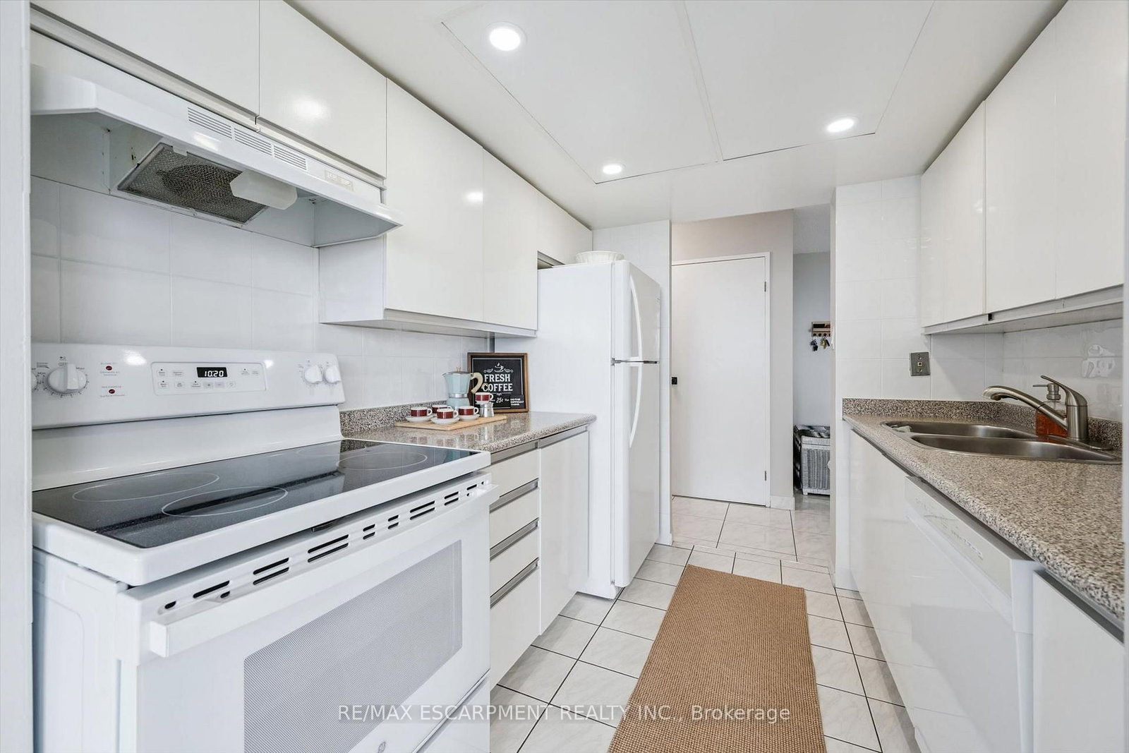 3 Rowntree Road • #2309 • Toronto, ON photo 16