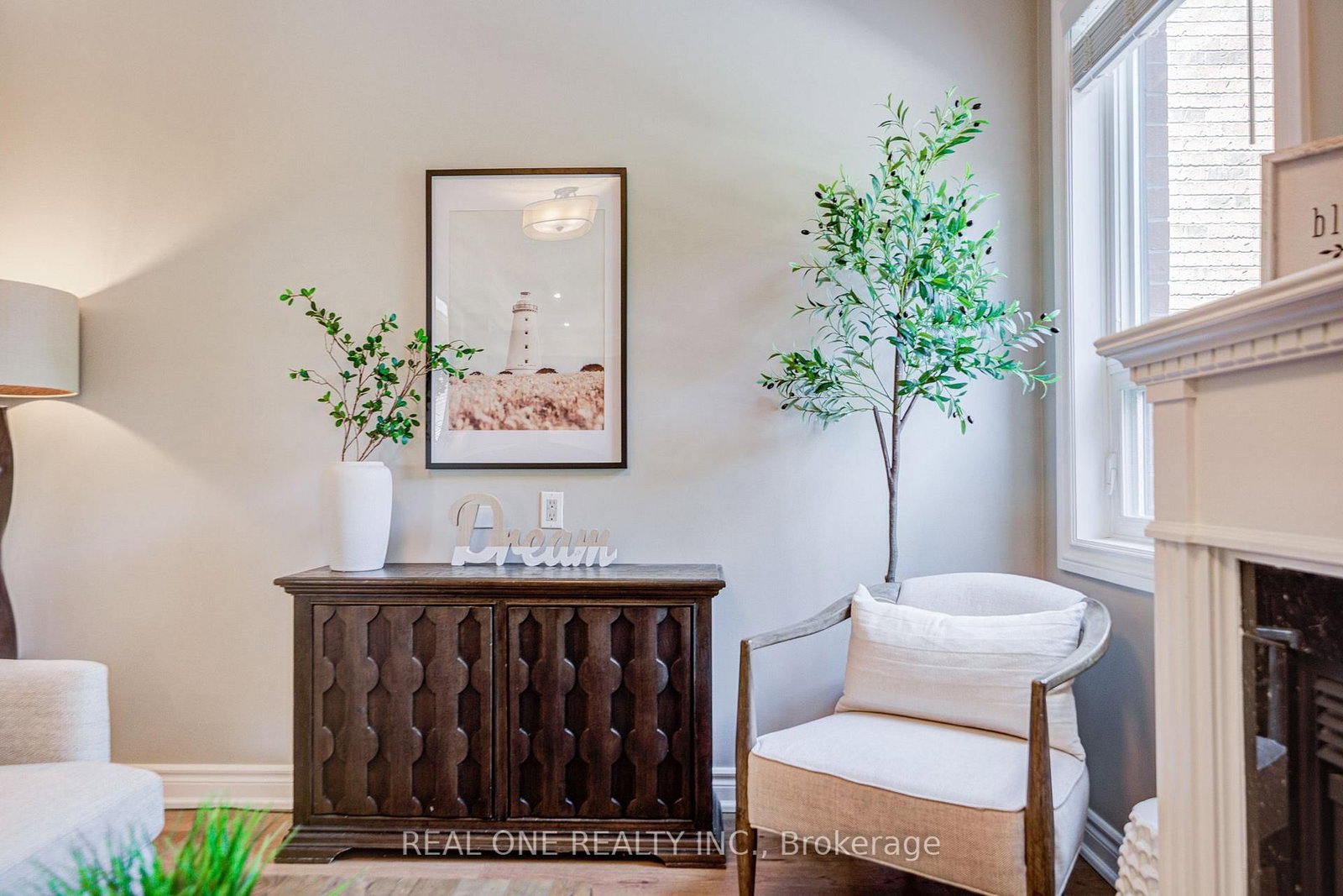 2463 Parkglen Avenue • Oakville, ON photo 13