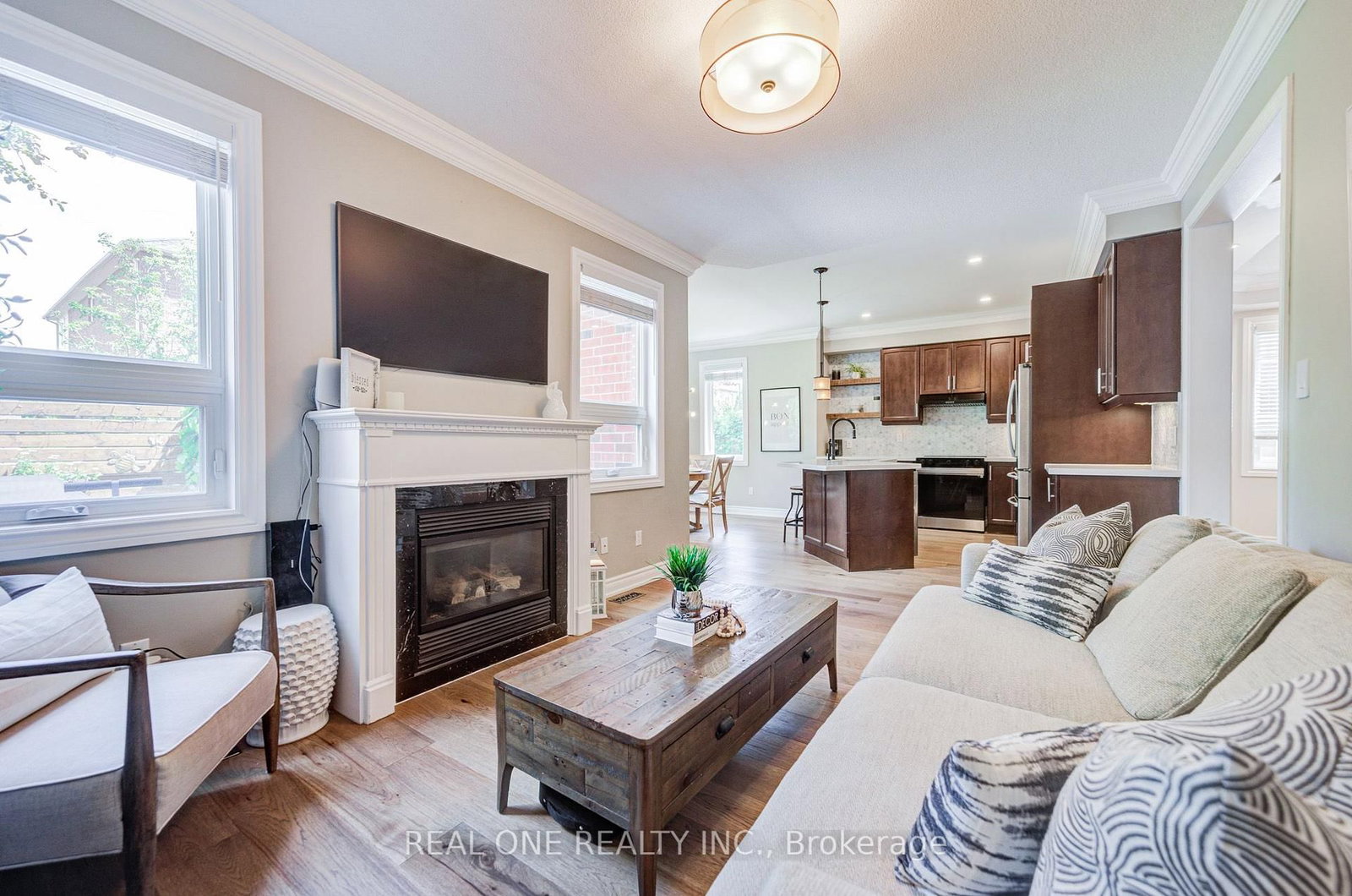 2463 Parkglen Avenue • Oakville, ON photo 14