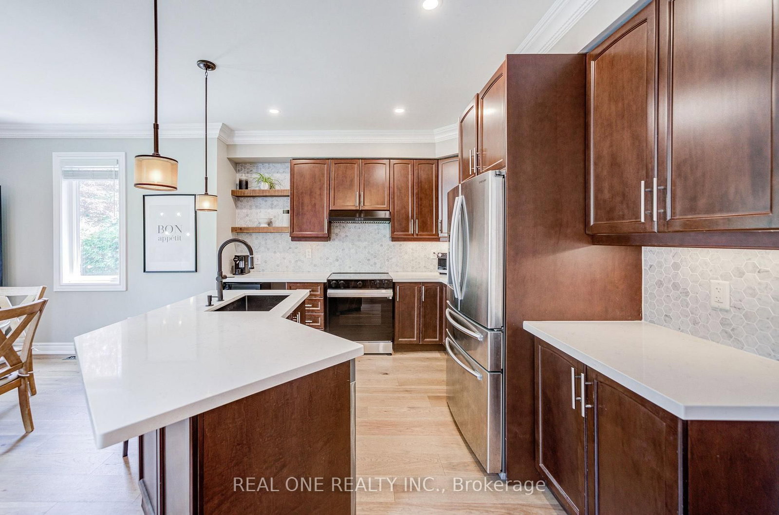2463 Parkglen Avenue • Oakville, ON photo 16