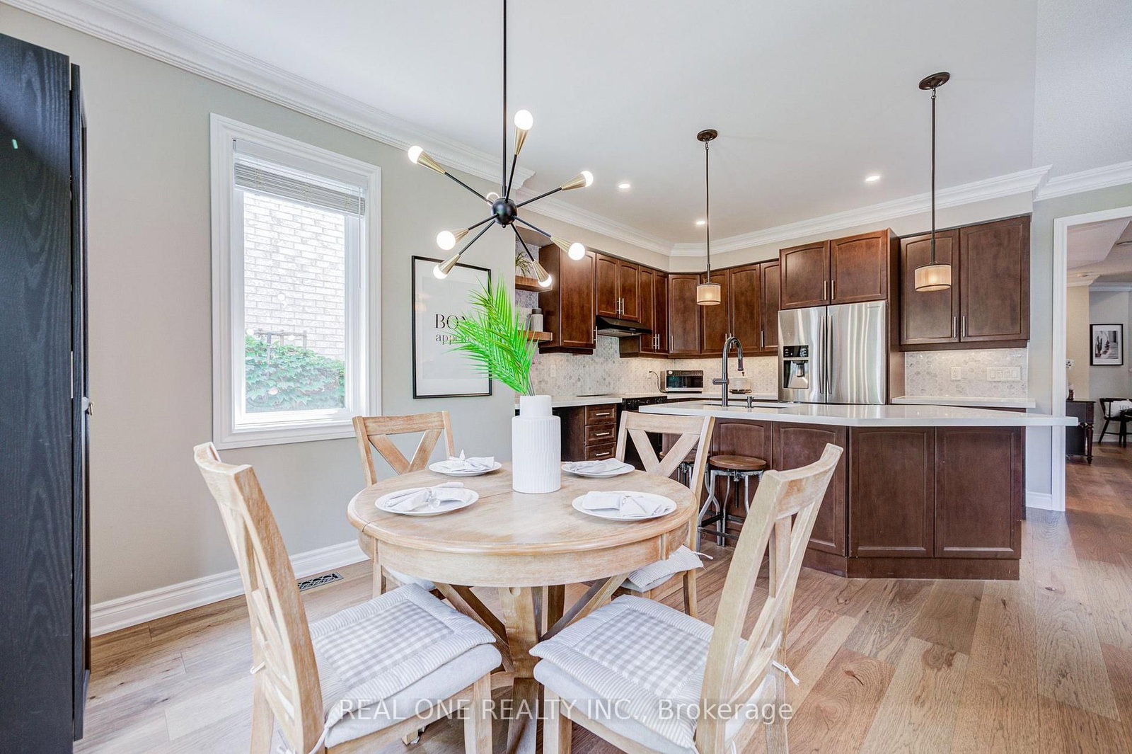 2463 Parkglen Avenue • Oakville, ON photo 20