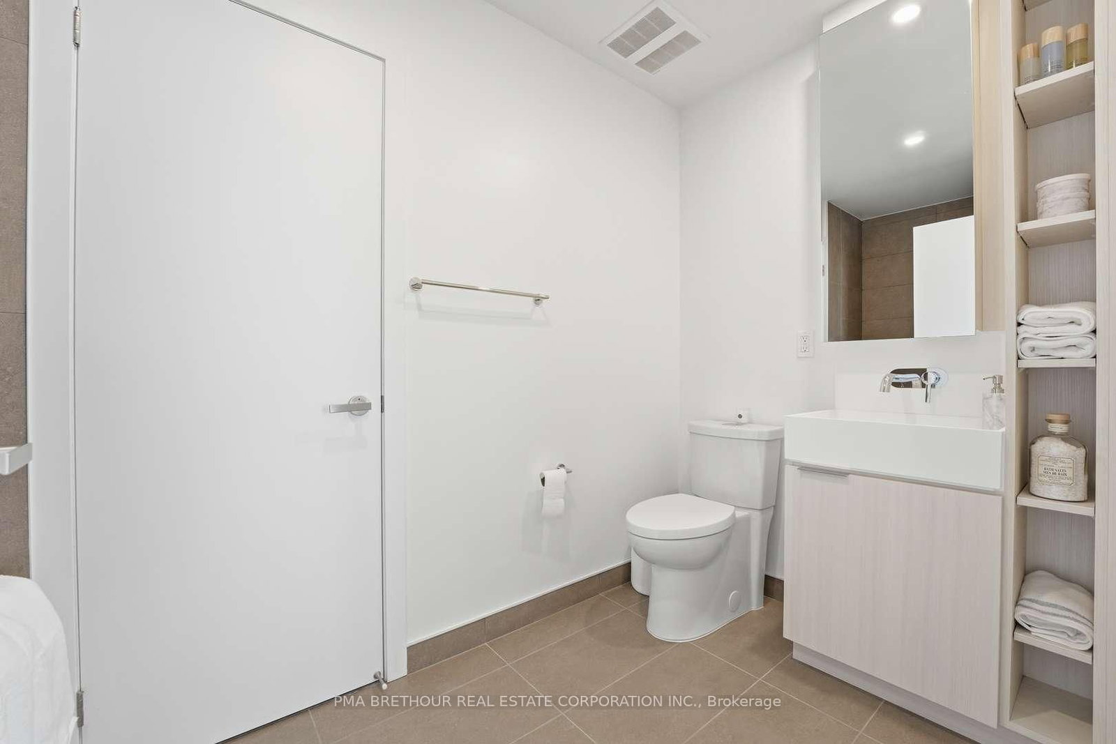 370 Martha Street • #2604 • Burlington, ON photo 12