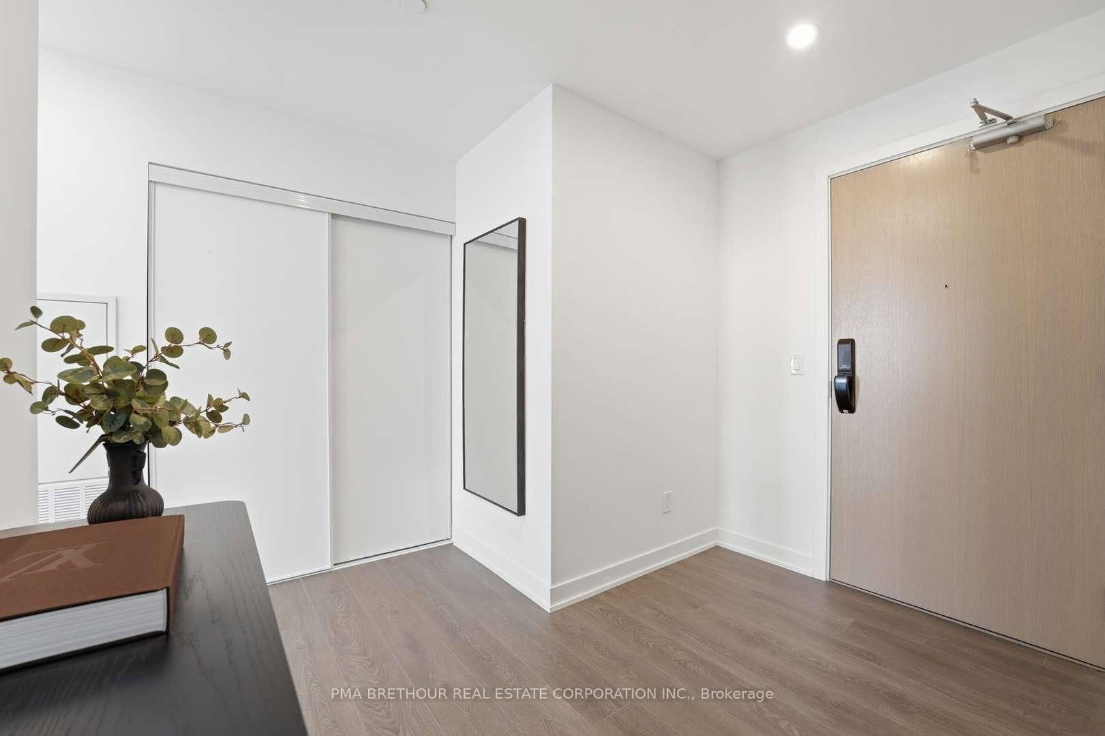 370 Martha Street • #2604 • Burlington, ON photo 20