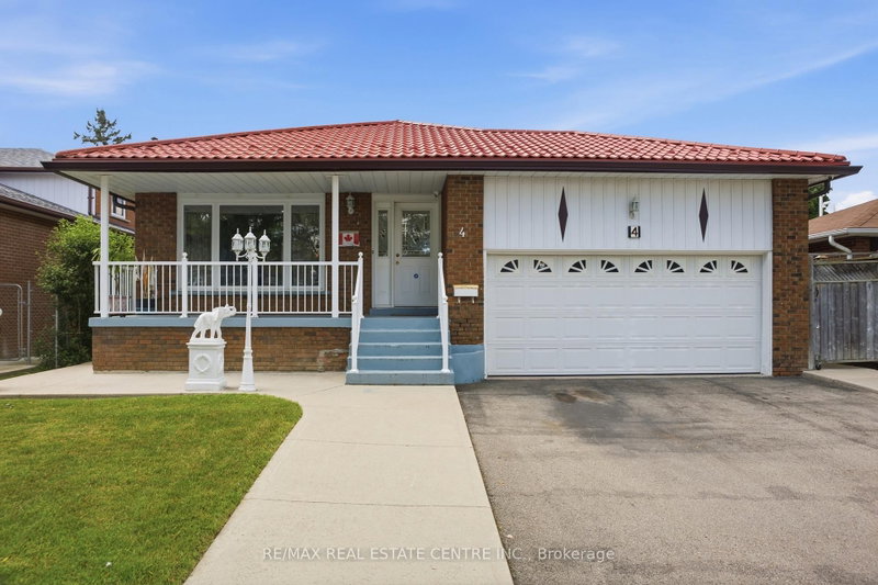 4 Manorcrest St, Brampton, Ontario