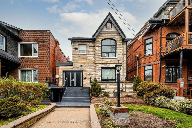 home for lease on 205-70 Melbourne Avenue