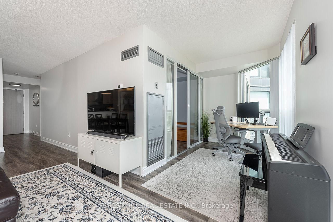 2177 Burnhamthorpe Road W • #911 • Mississauga, ON photo 21