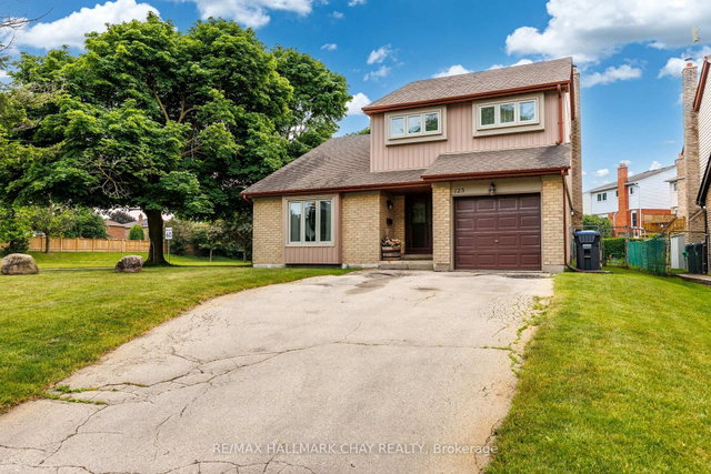 125 Royal Palm Drive