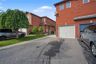 5531 Whistler Crescent — photo 2