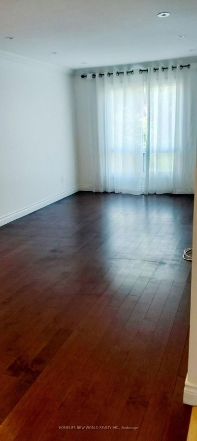 1005 Lucerne Crescent — photo 5
