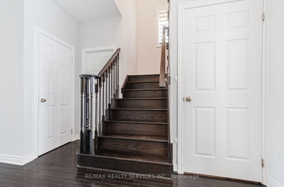 406 Cedar Hedge Road — photo 6