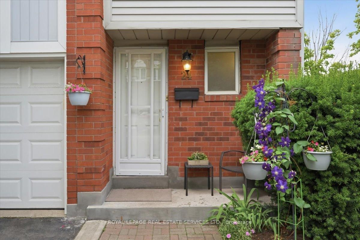 4605 Donegal Drive • #24 • Mississauga, ON photo 2