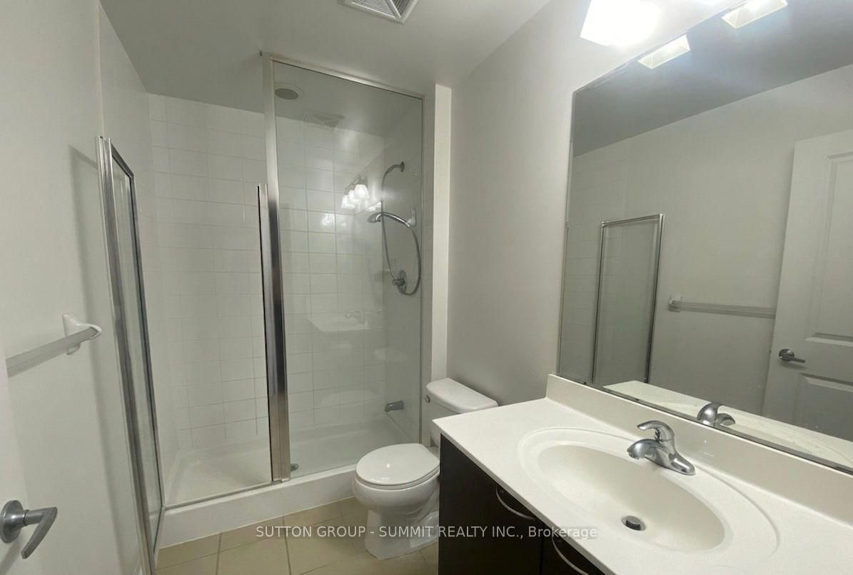 385 Prince Of Wales Mississauga,ON L5B 0C6 — Photo 9