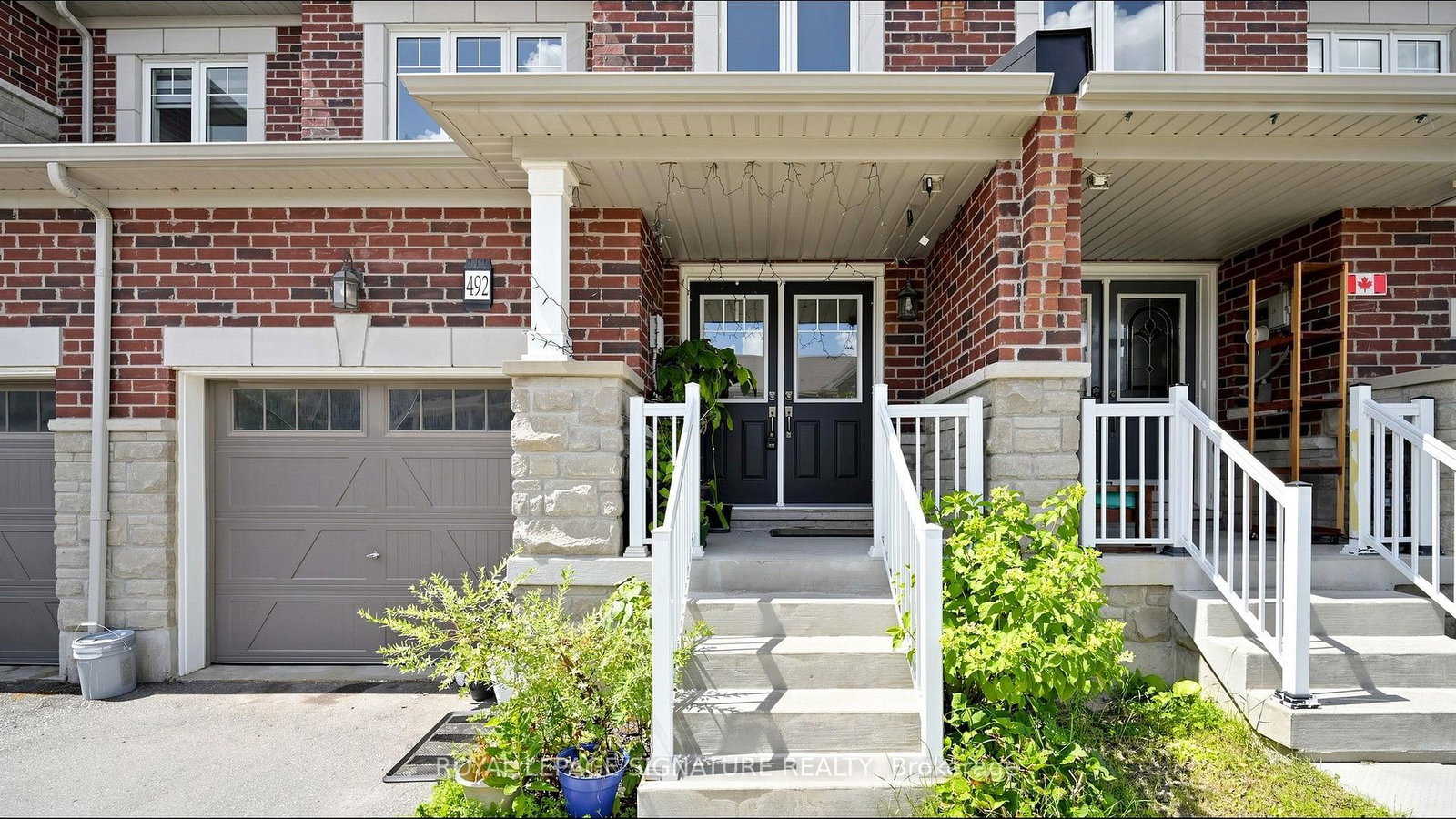492 Queen Mary Drive • Brampton, ON photo 4