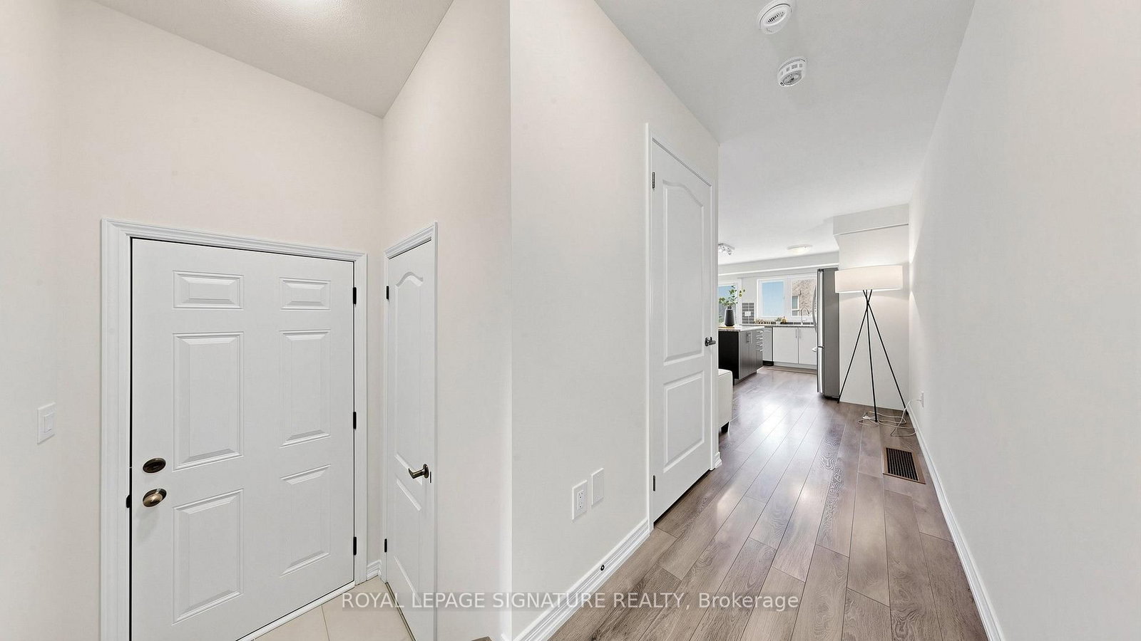 492 Queen Mary Drive • Brampton, ON photo 9