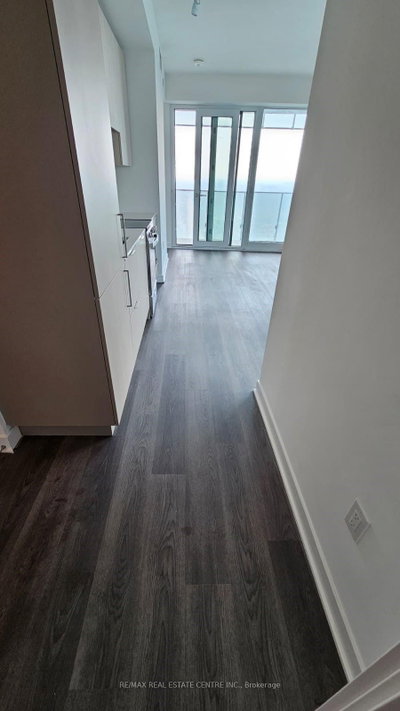 Unit 4709 — 3900 Confederation Parkway — photo 5