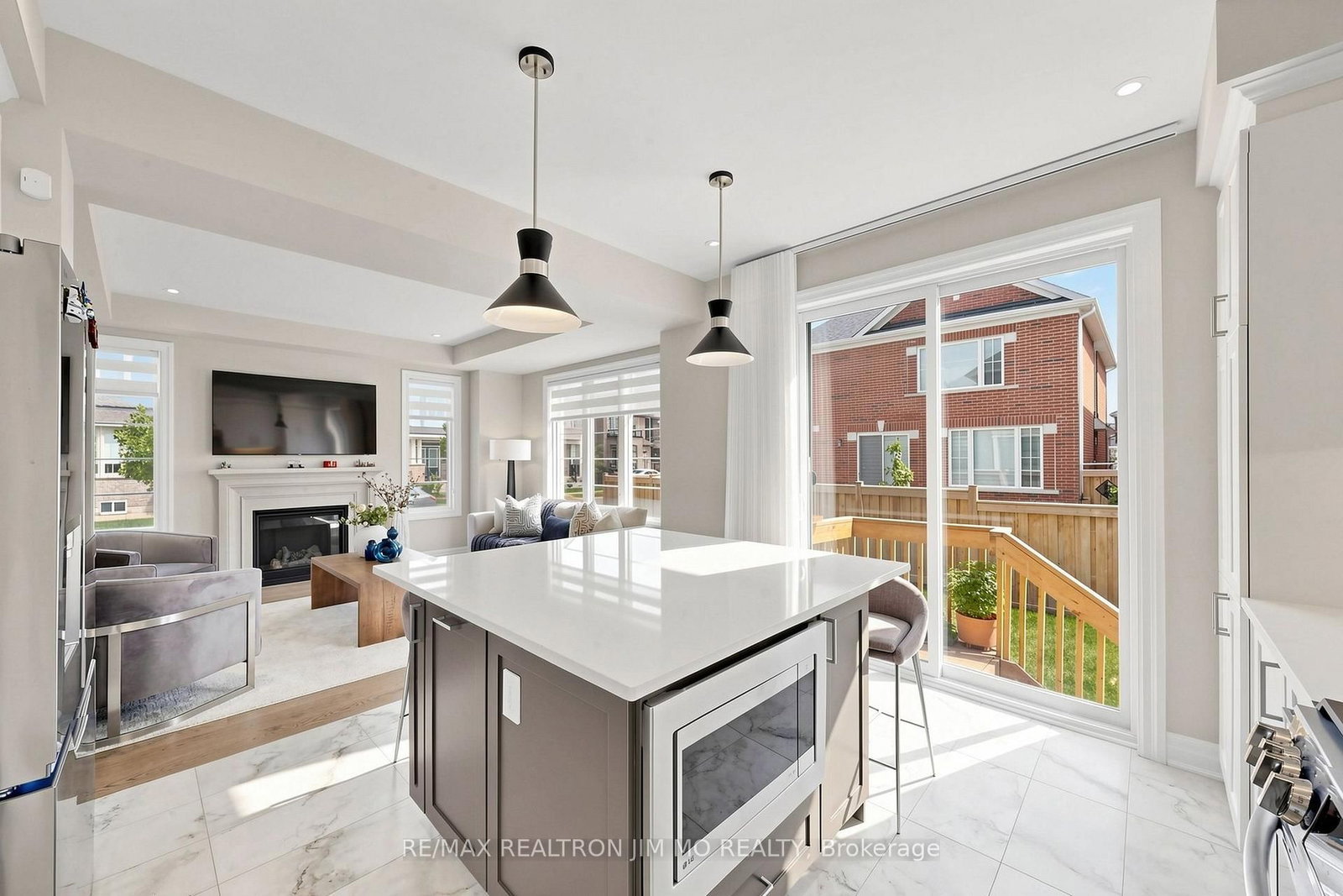 476 W Kennedy Circle • Milton, ON photo 9