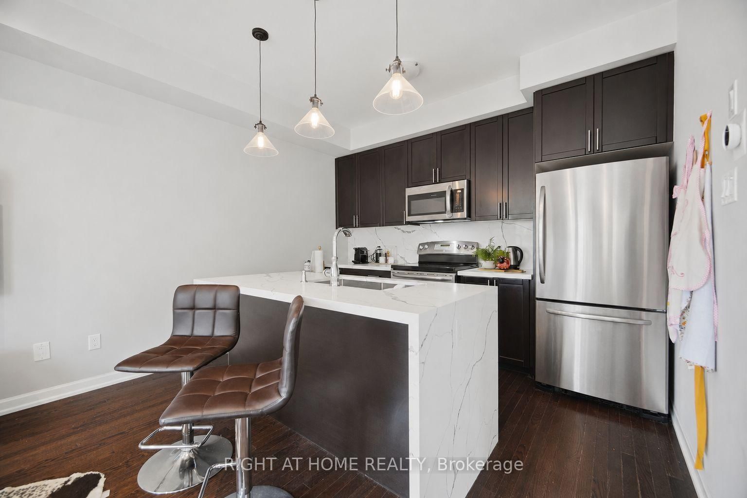 165 Hampshire Way • #153 • Milton, ON photo 16
