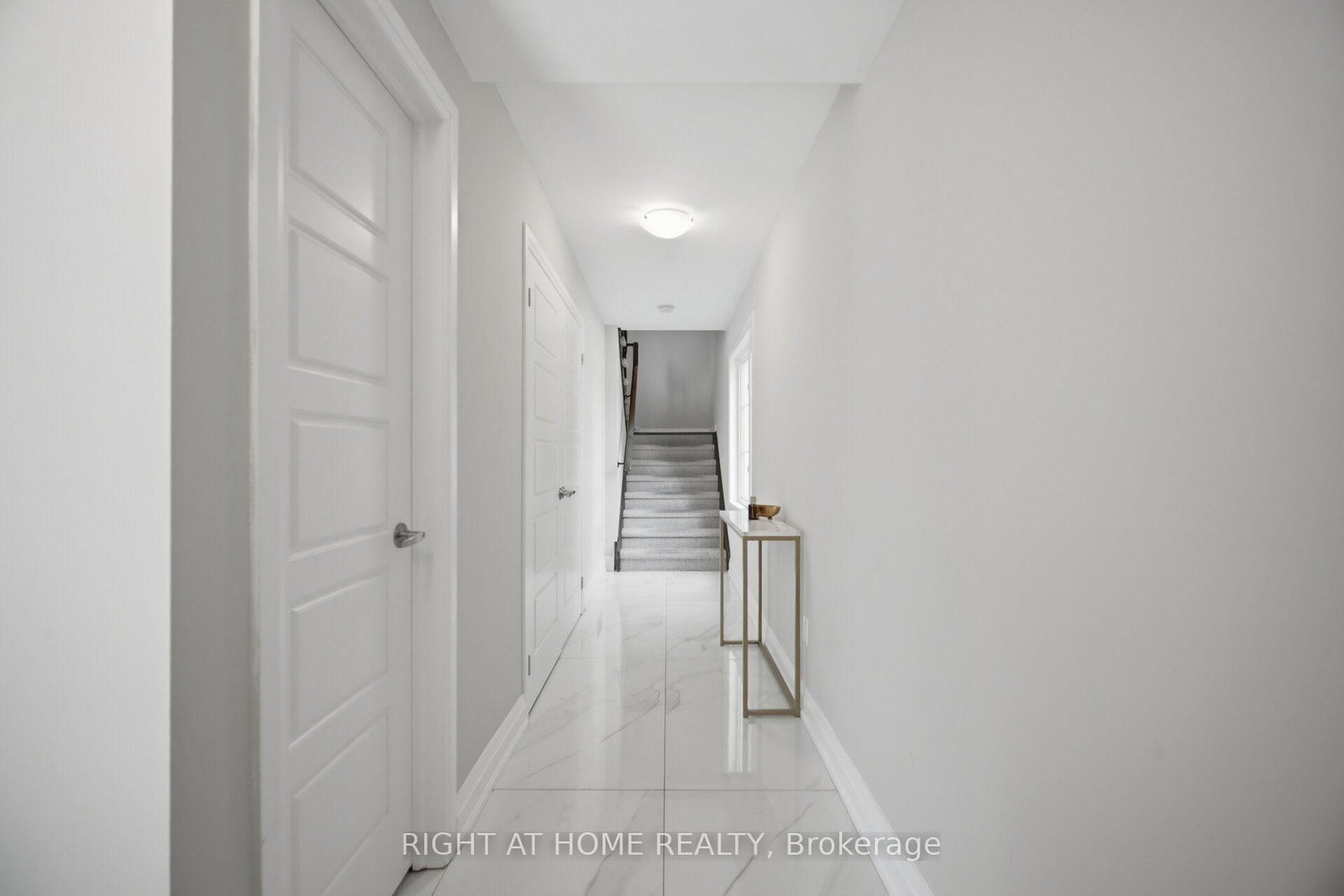 165 Hampshire Way • #153 • Milton, ON photo 6
