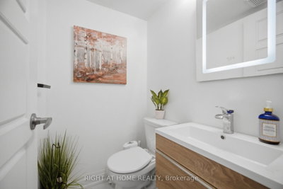 165 Hampshire Way • #153 • Milton, ON photo 8