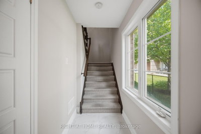 165 Hampshire Way • #153 • Milton, ON photo 9
