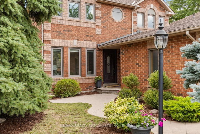 3879 Periwinkle Crescent
