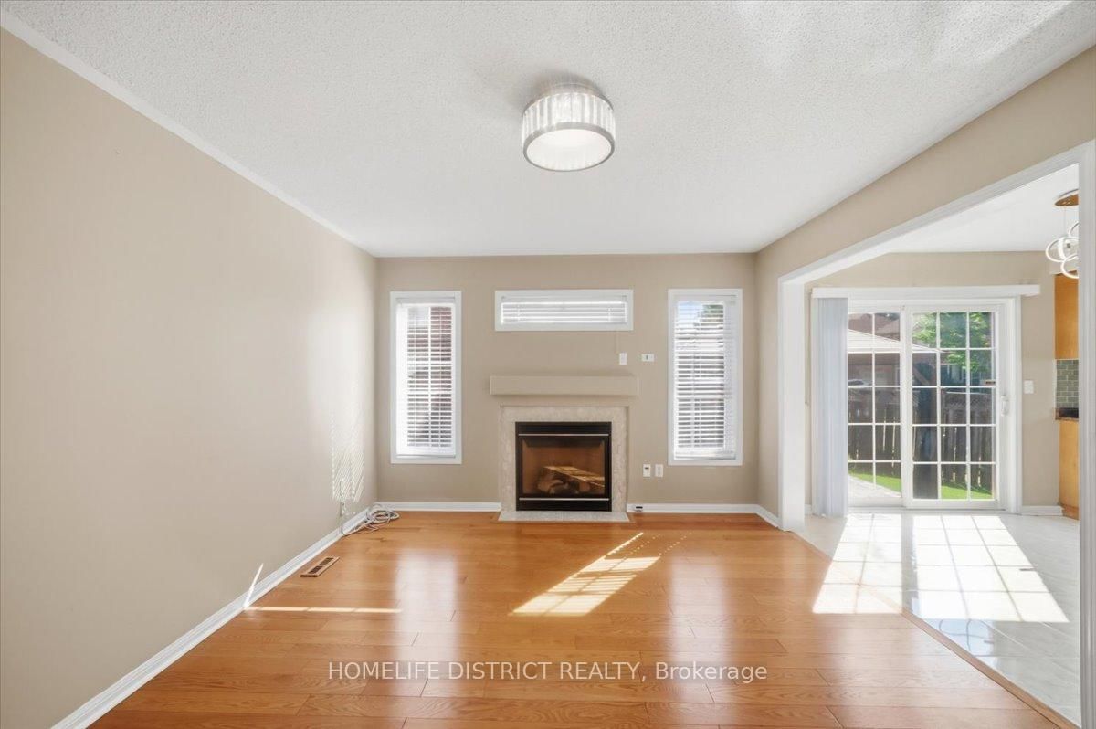 901 BENNETT Boulevard • Milton, ON photo 12