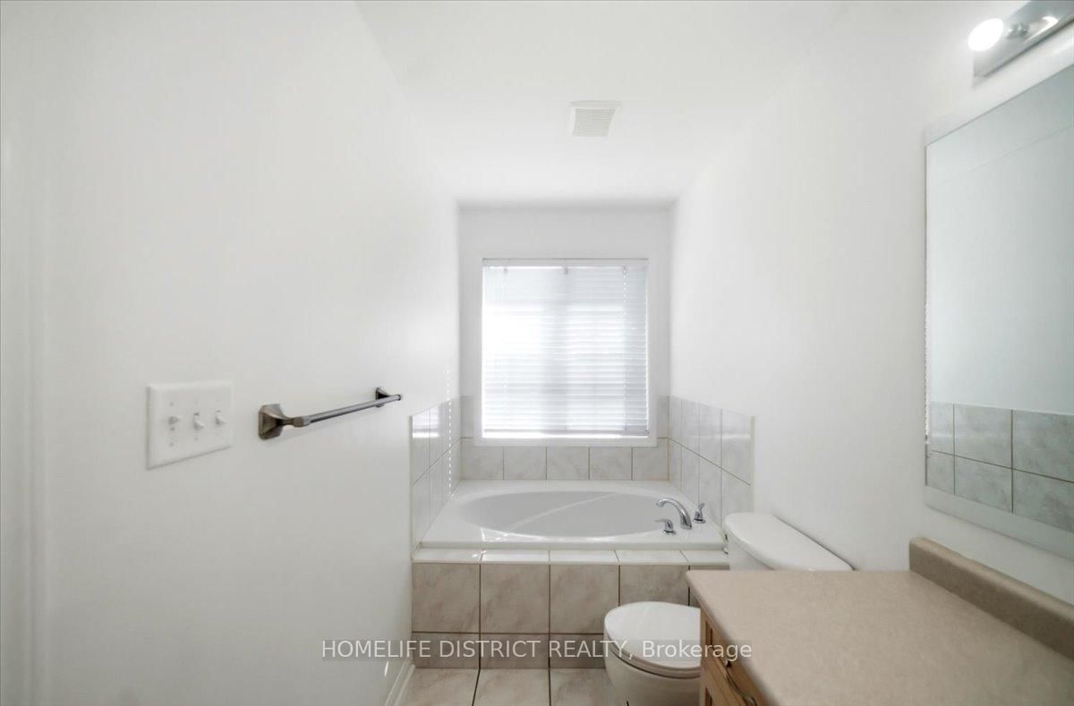 901 BENNETT Boulevard • Milton, ON photo 31