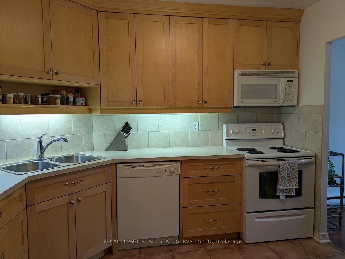 2035 South Millway Drive • #12 • Mississauga, ON photo 5