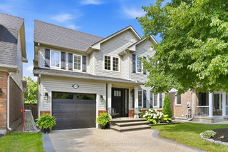 2245 Kenneth Crescent