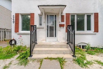 Unit -Main — 249 Burnhamthorpe Road — photo 5