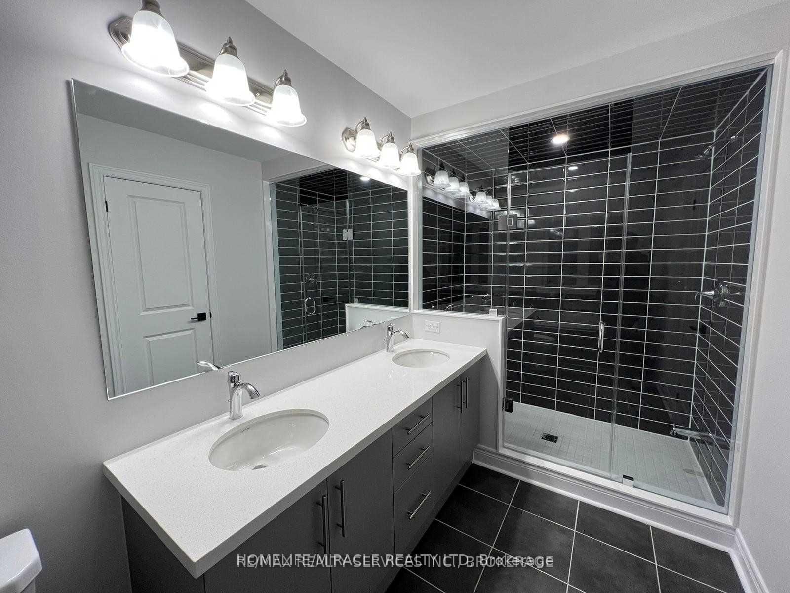 31 OVERSTONE Road • Halton Hills, ON photo 14