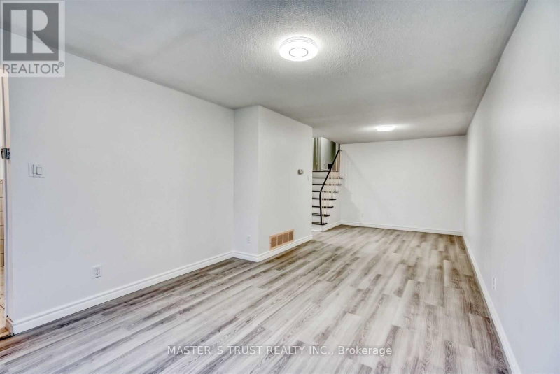 Main - 1473 Freeport Drive