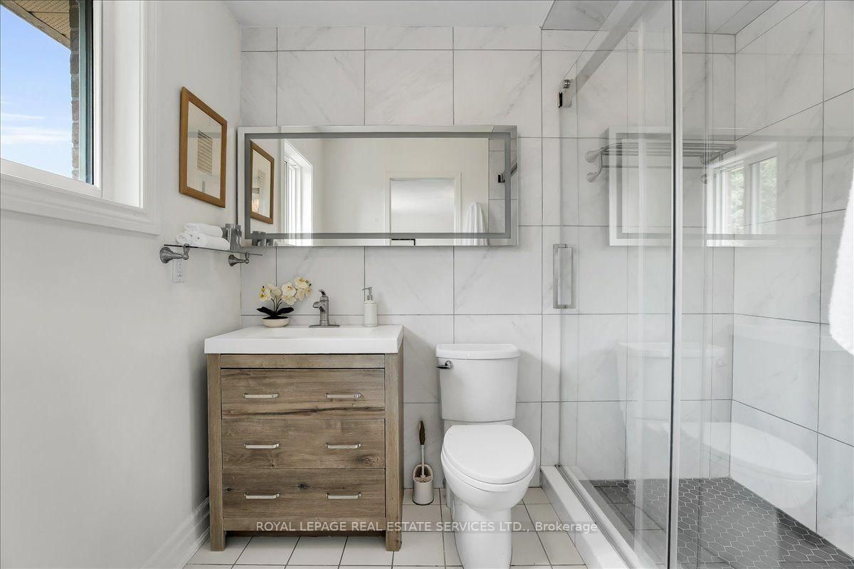 3896 Densbury Drive • Mississauga, ON photo 40