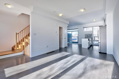 2501 Littlefield Crescent • Oakville, ON photo 8