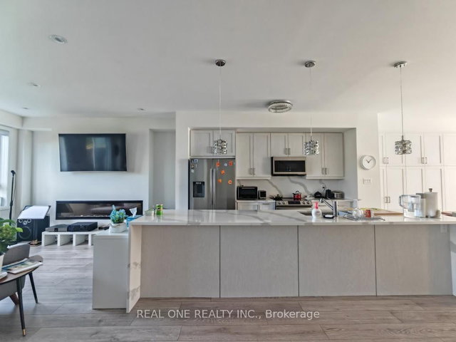 19 Woodstream Drive