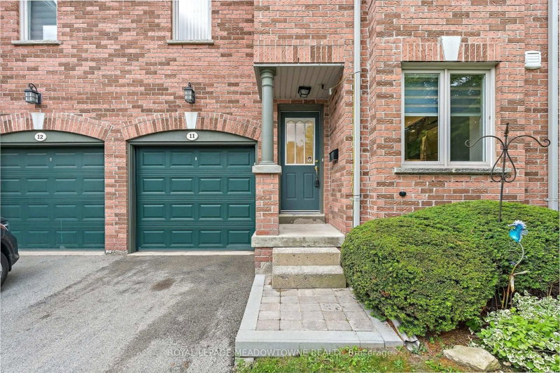 11 - 76 River Drive