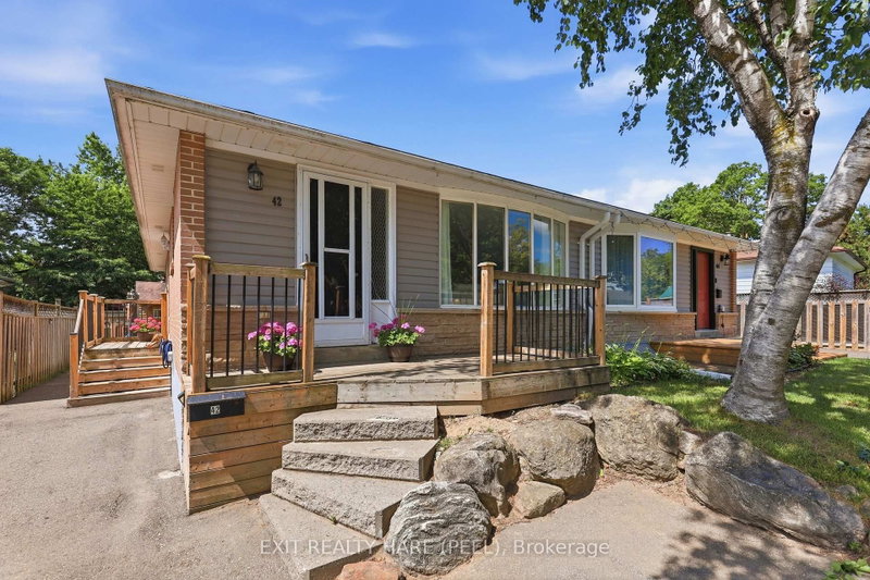42 Highland Drive W