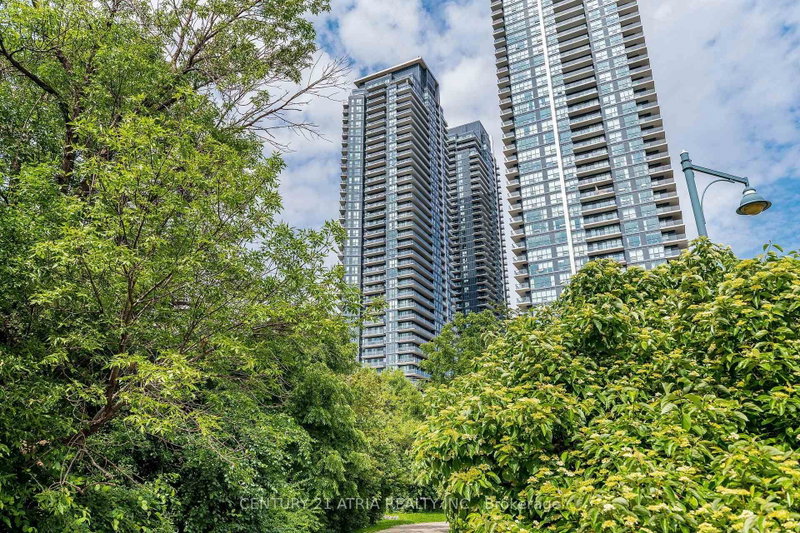2808 - 2212 Lake Shore Boulevard W