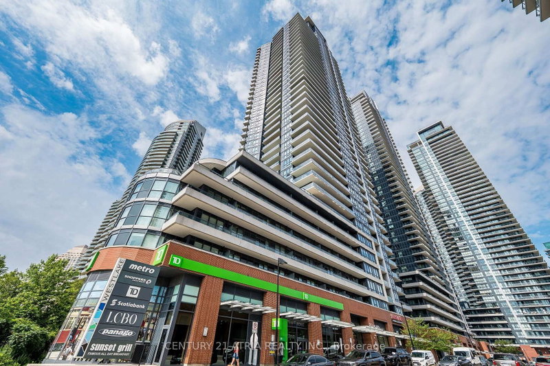 2808 - 2212 Lake Shore Boulevard W