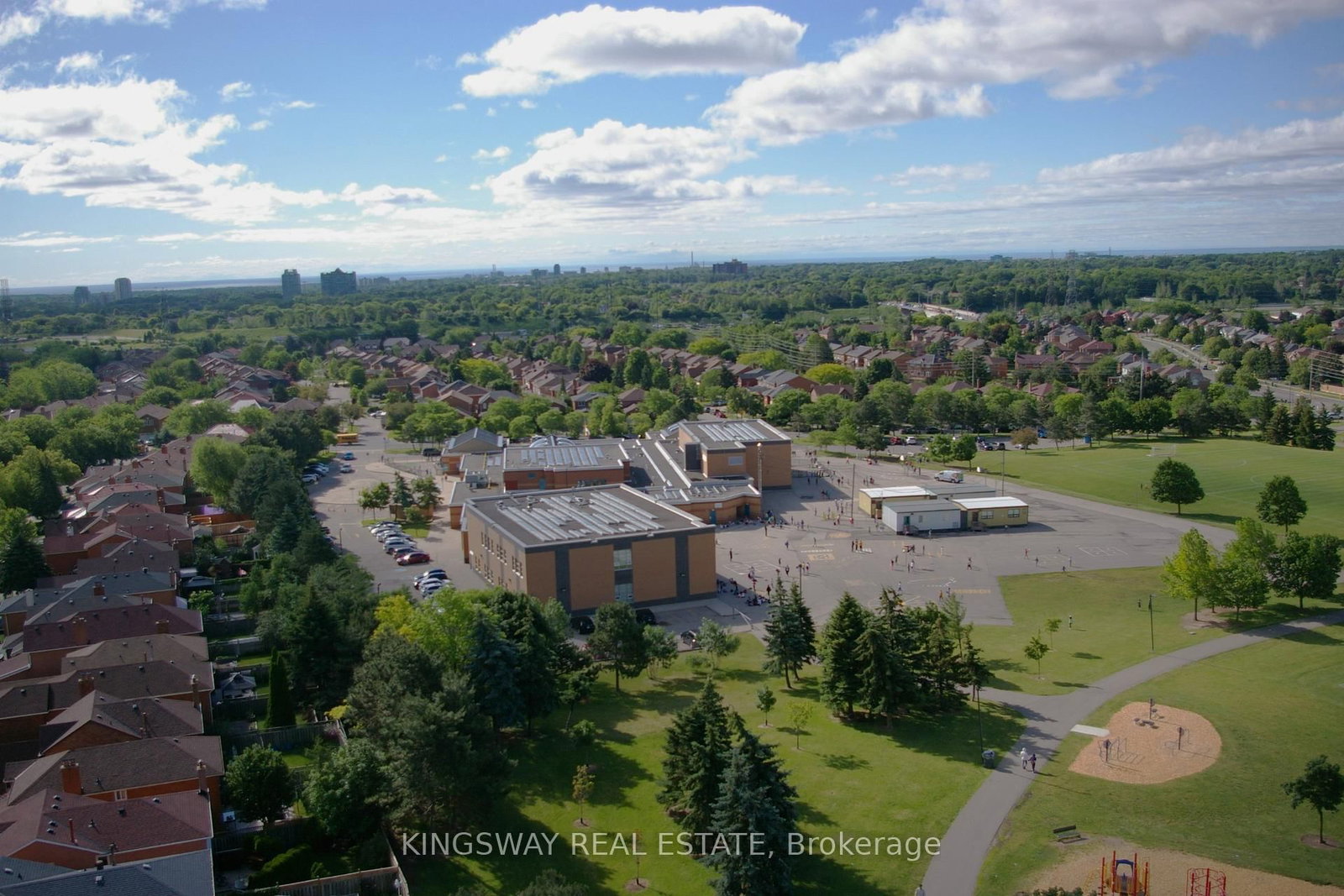 4699 Glen Erin Drive • #1403 • Mississauga, ON photo 16