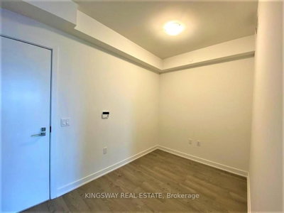 4699 Glen Erin Drive • #1403 • Mississauga, ON photo 8