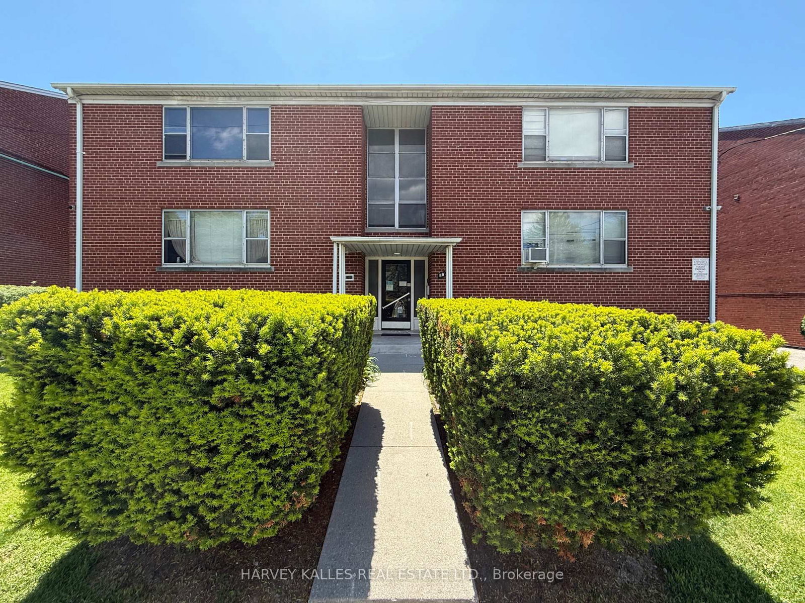 4-88 Trethewey Drive, Toronto, ON
