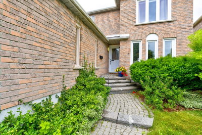 3260 BETHUNE Road • Mississauga, ON photo 2