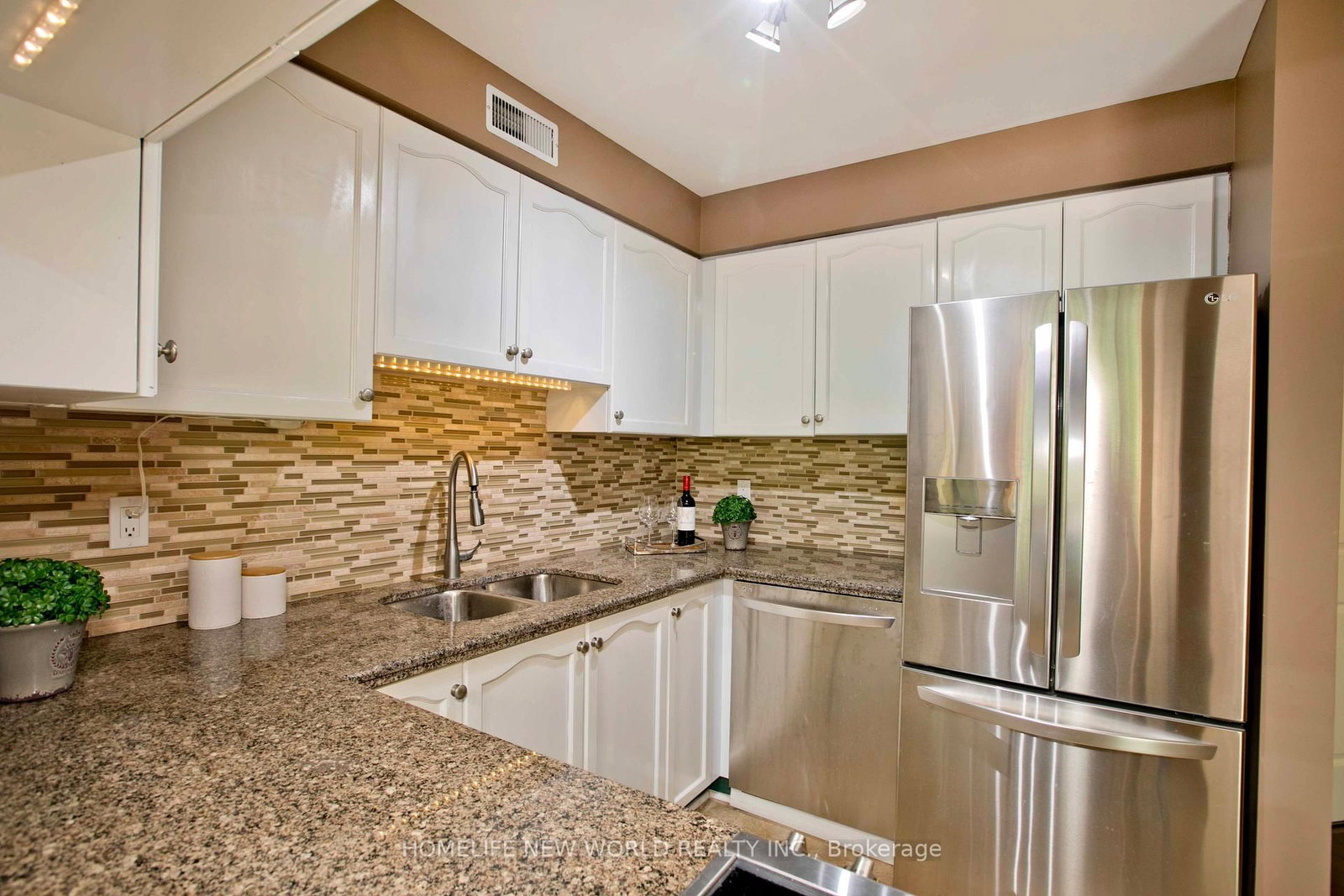 2120 Headon Road • #18 • Burlington, ON photo 10