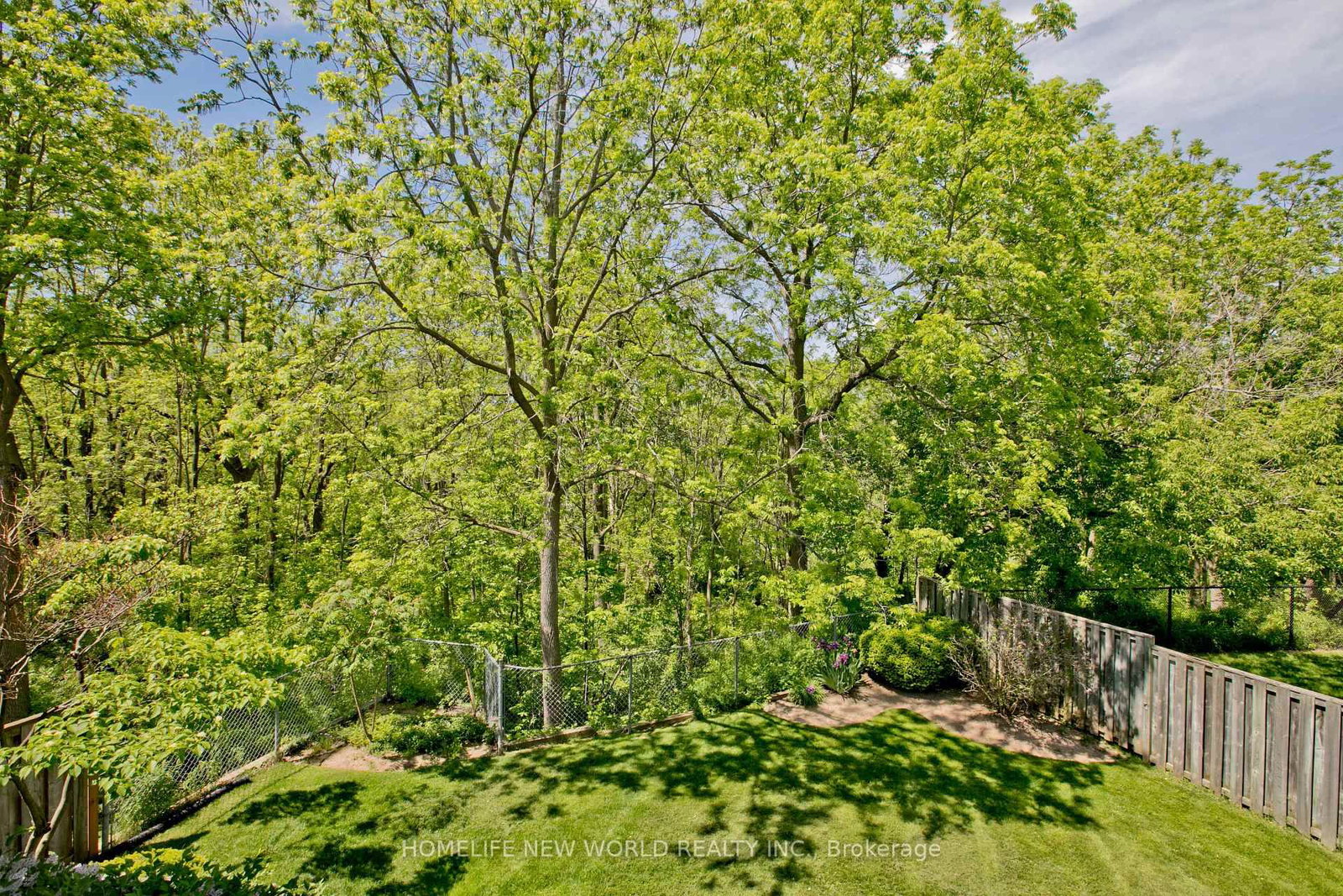 2120 Headon Road • #18 • Burlington, ON photo 26