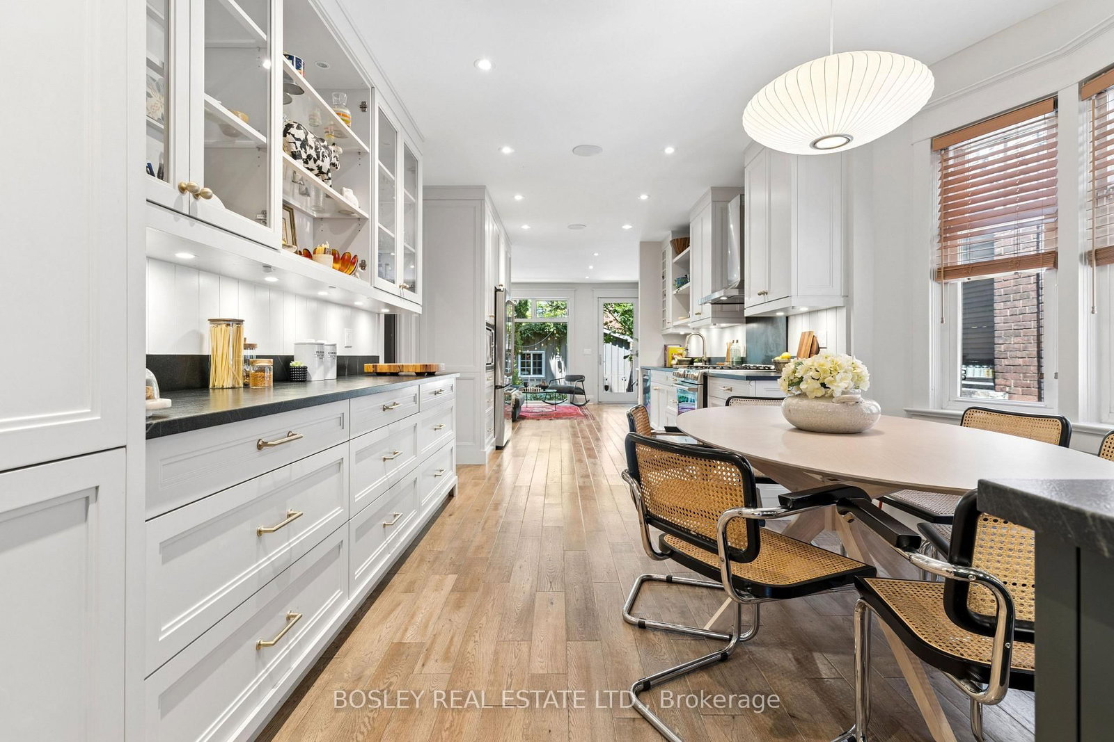 184 Wright Avenue • Toronto, ON photo 10