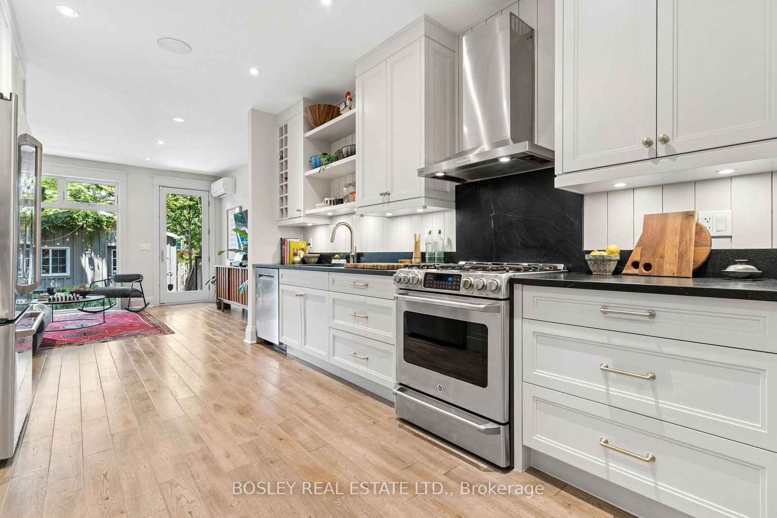 184 Wright Avenue • Toronto, ON photo 13