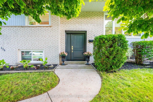 534 Rosedale Crescent