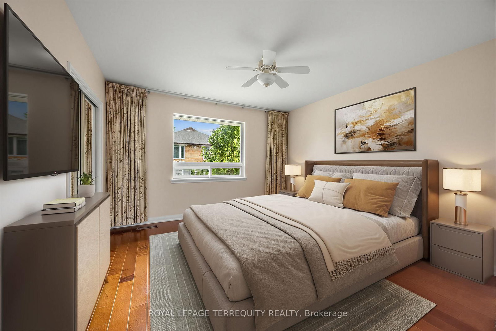 359 Renforth Drive • Toronto, ON photo 14