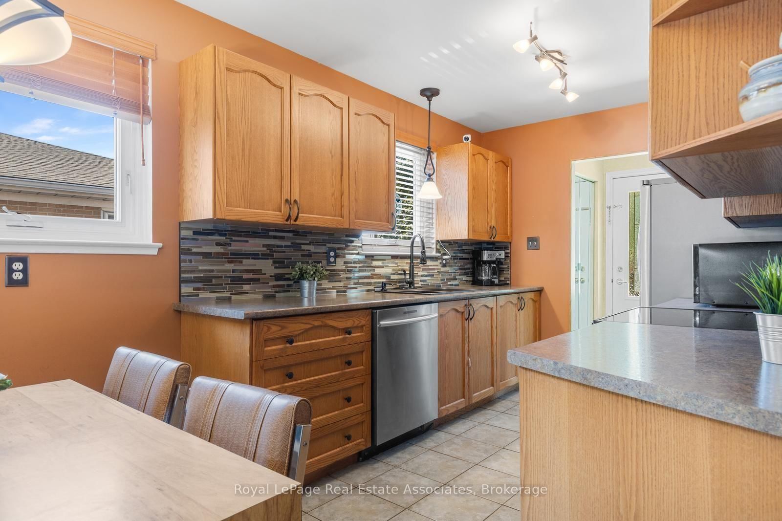 572 Tedwyn Drive • Mississauga, ON photo 14